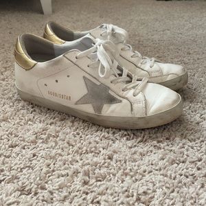 Golden Goose Superstar - SZ 37 White and Gold